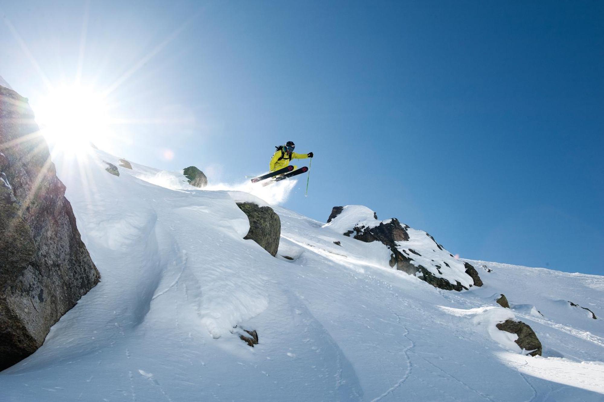 Alpenhotel Tirol Galtuer Luaran gambar